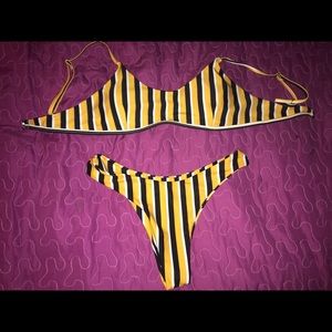 CUTE STRIPED BATHING SUIT
